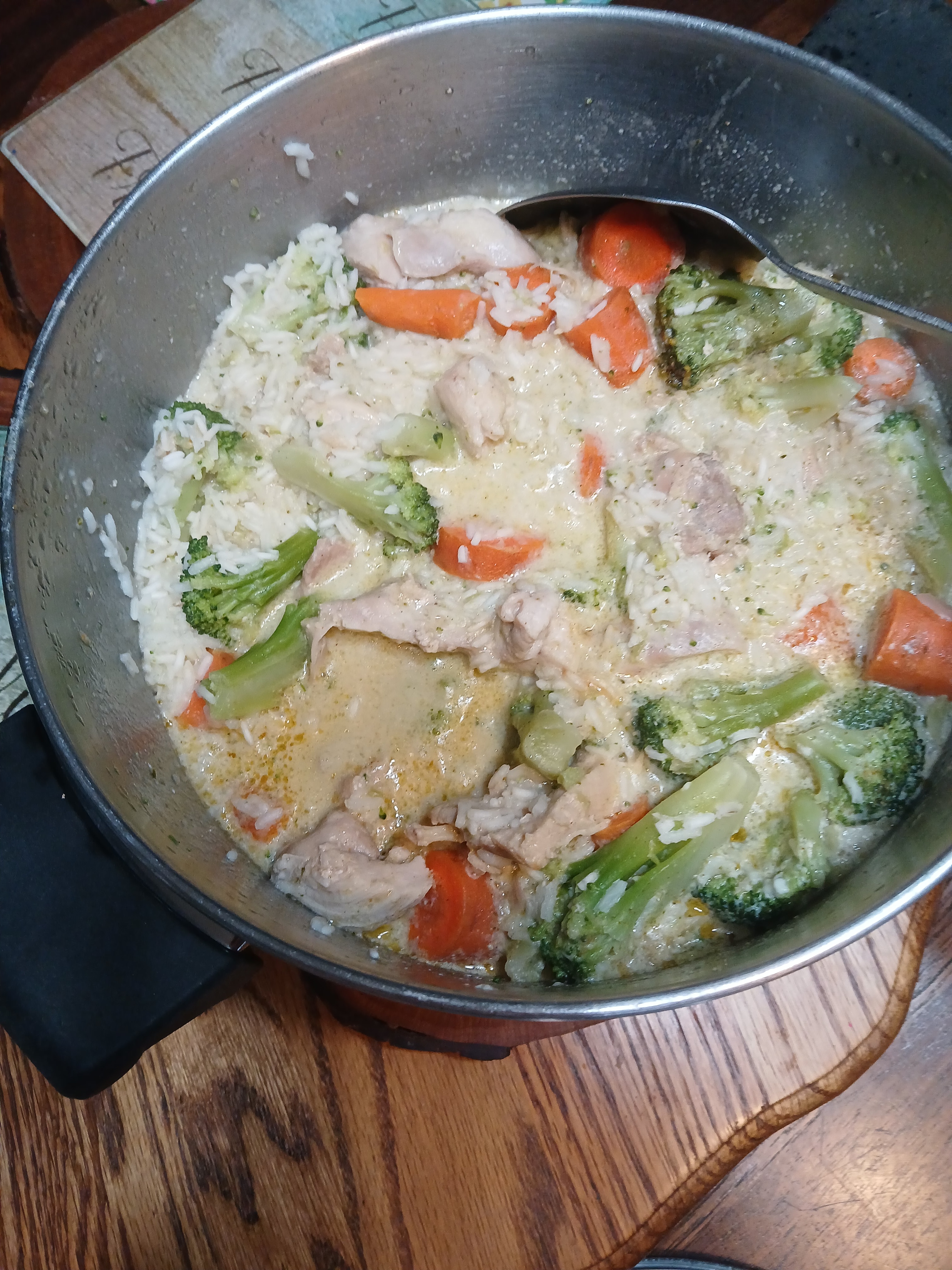 Chicken Broccoli Rice Skillet